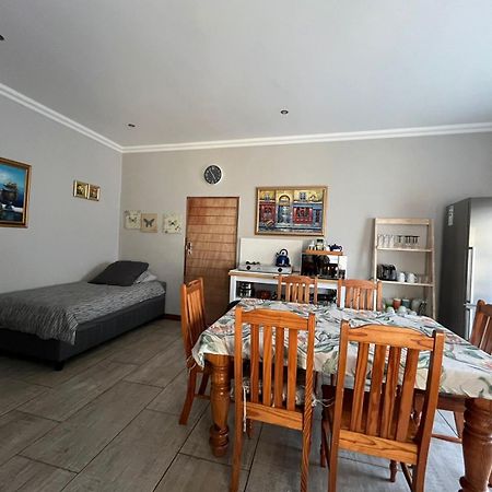 Douwe Cottages Pretoria-Noord Exterior foto
