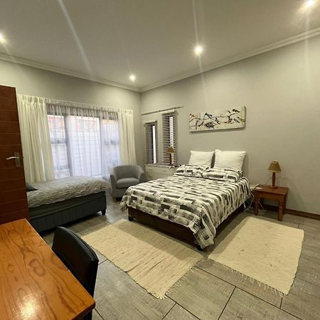 Douwe Cottages Pretoria-Noord Exterior foto